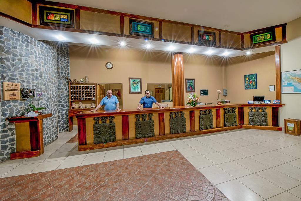 Hotel Montana Monteverde Exterior photo