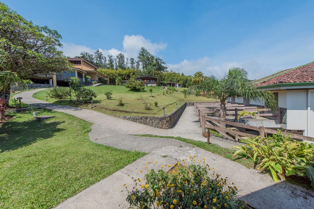 Hotel Montana Monteverde Exterior photo